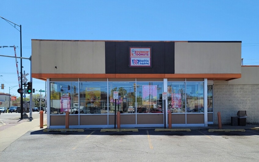 Dunkin' Baskin - Elmwood Park logo