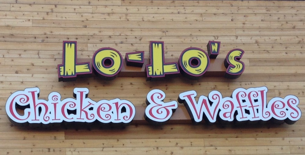 Lo-Lo's Chicken and Waffles logo