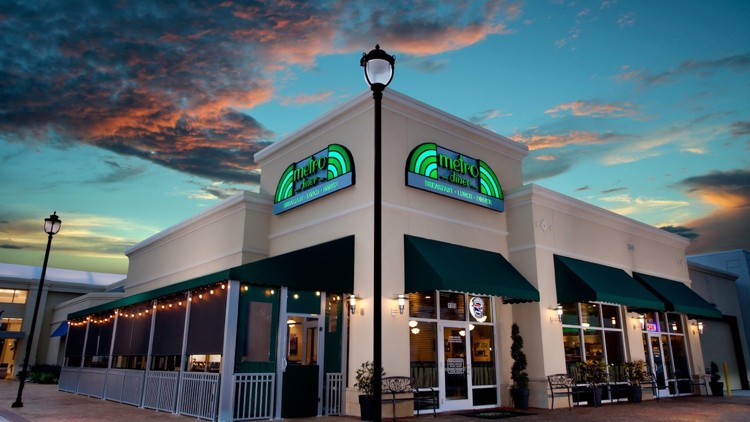 Metro Diner South Tampa logo