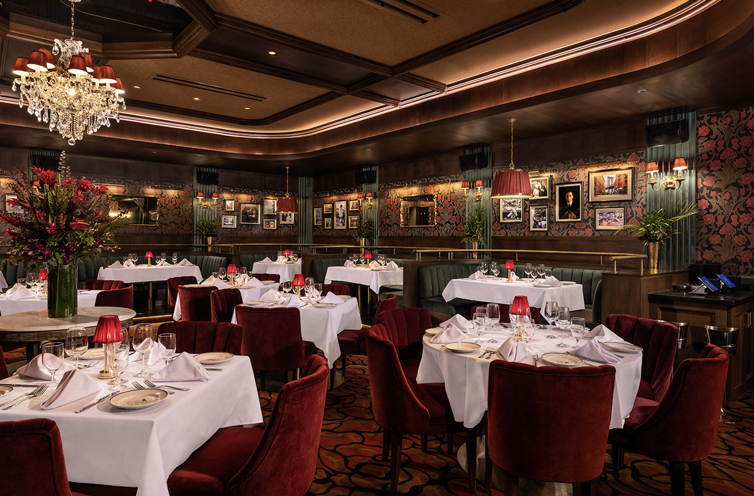 Anthony's Runway 84 logo